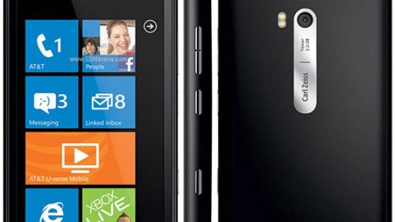 nokia-lumia-900-black