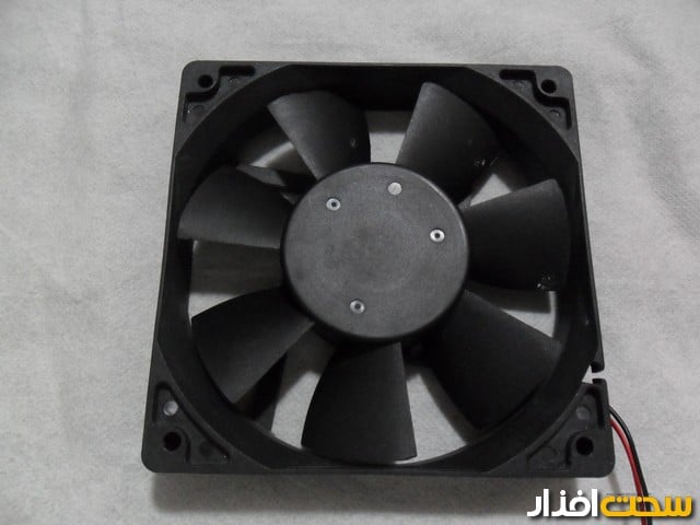 بررسی گروهی فن های 120 میلیمتری بررسی گروهی فن های 120 میلیمتری