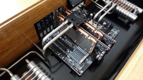 عکس کامپیوتر