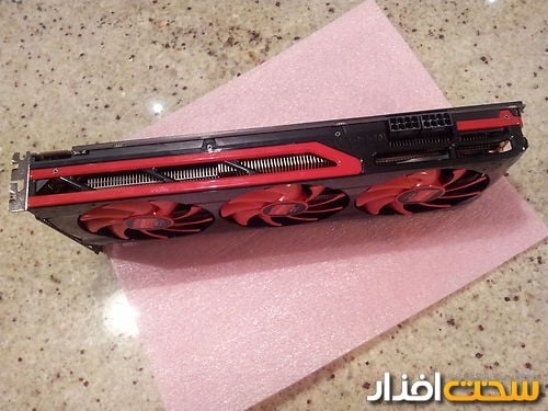 AMD HD 7990 AMD HD 7990