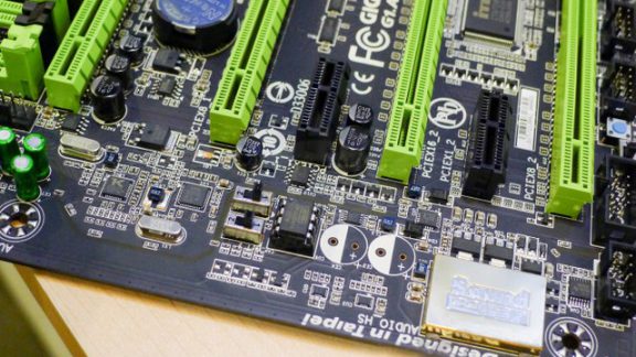 مادربورد گیگابایت