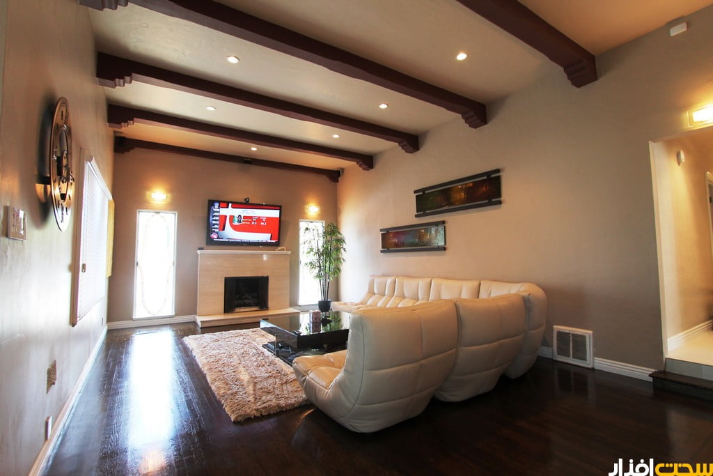 محیط خانه در تماشای فیلم