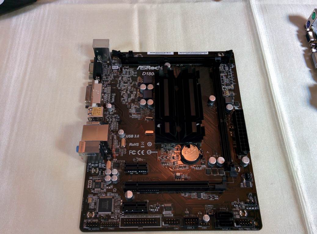 Asrock D1800M