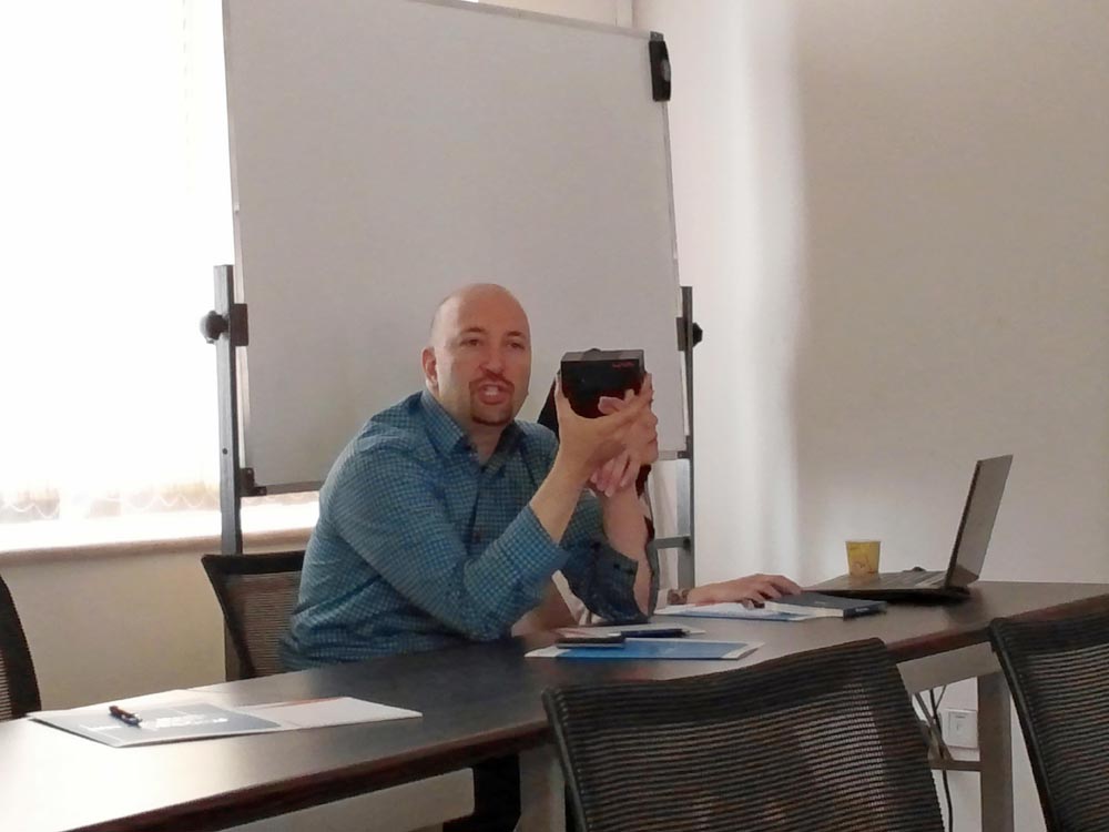 سمینار سازگار 