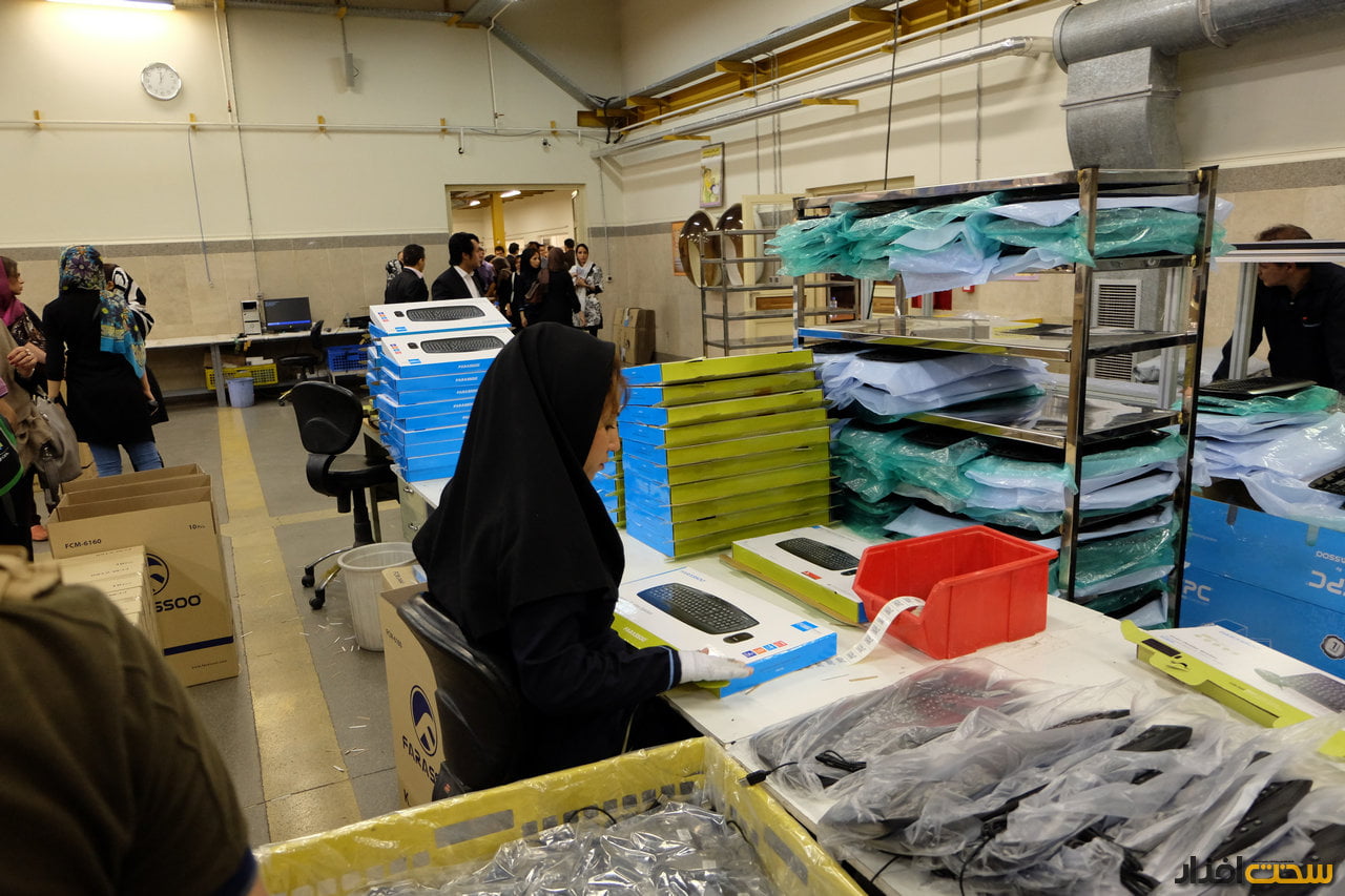 بازدید از کارخانه فراسو و خط تولید SMT تبلت