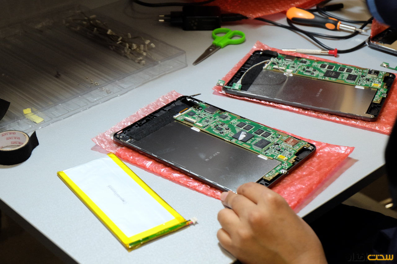 بازدید از کارخانه فراسو و خط تولید SMT تبلت