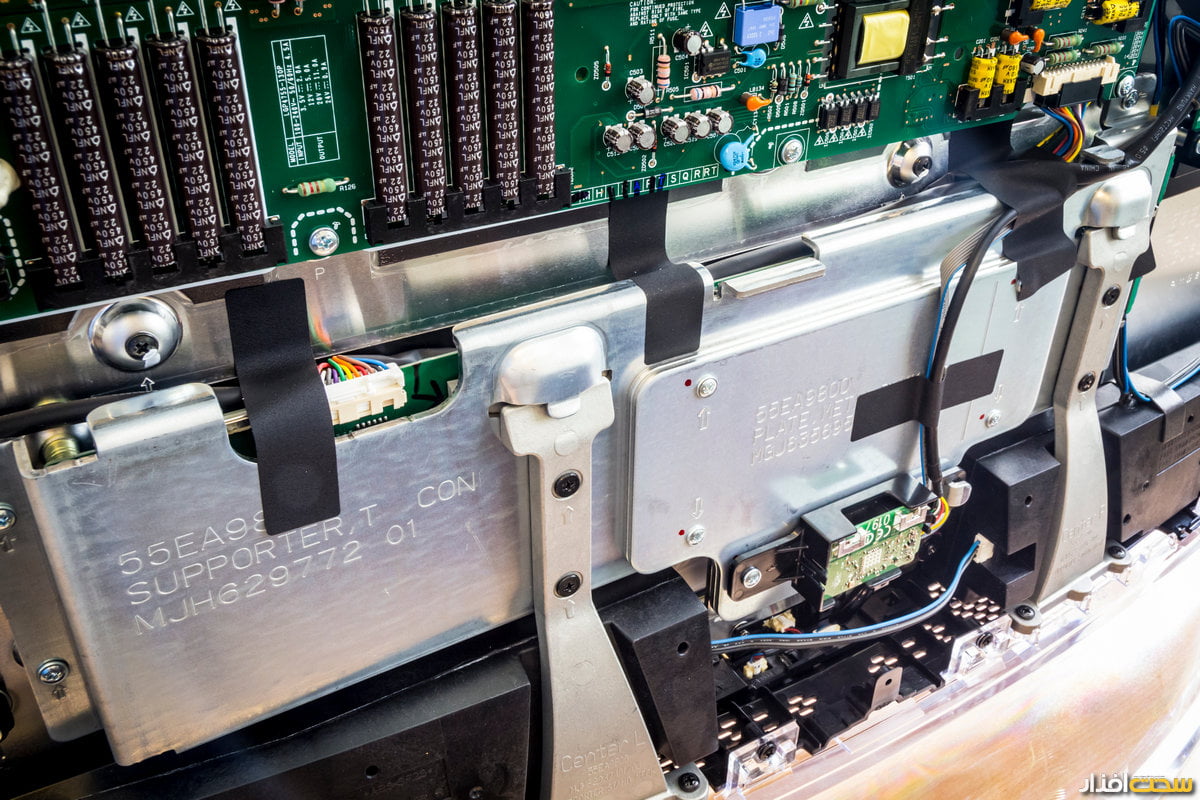 کالبدشکافی تلویزیون خمیده ال جی اولد (LG Curved OLED)