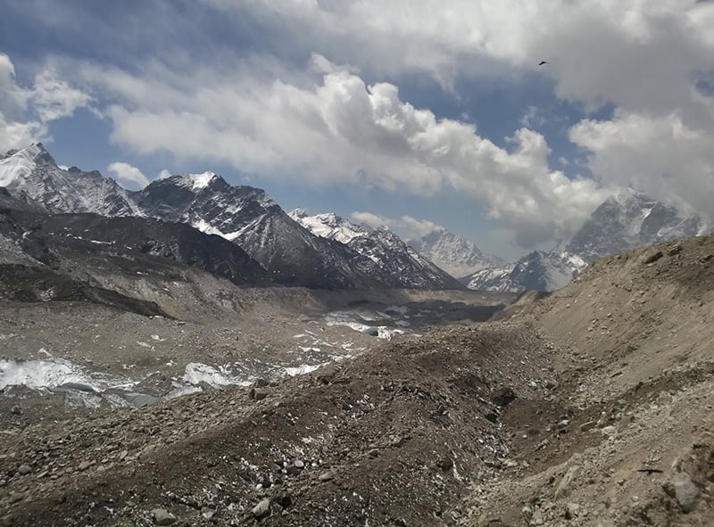 لومیا 930 در کوه های اورست