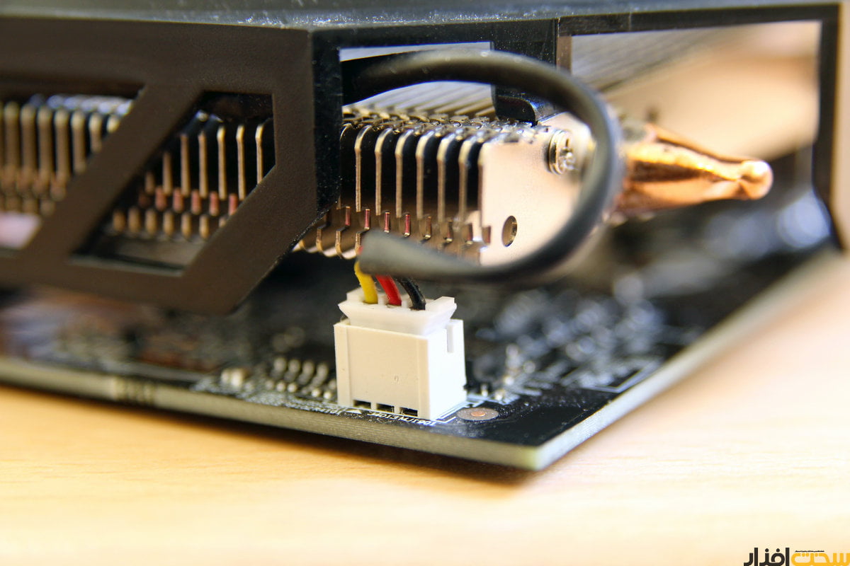 کالبد شکافی کارت گرافیک گیگابایت R9 285 ویند فورس