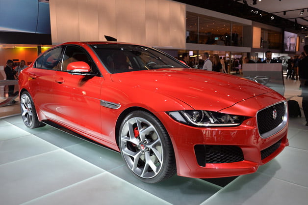 ماشین Jaguar XE 2016