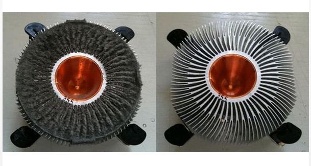 کامپیوتر پر گرد و خاک 