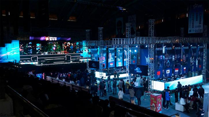 مسابقات اورکلاکینگ 