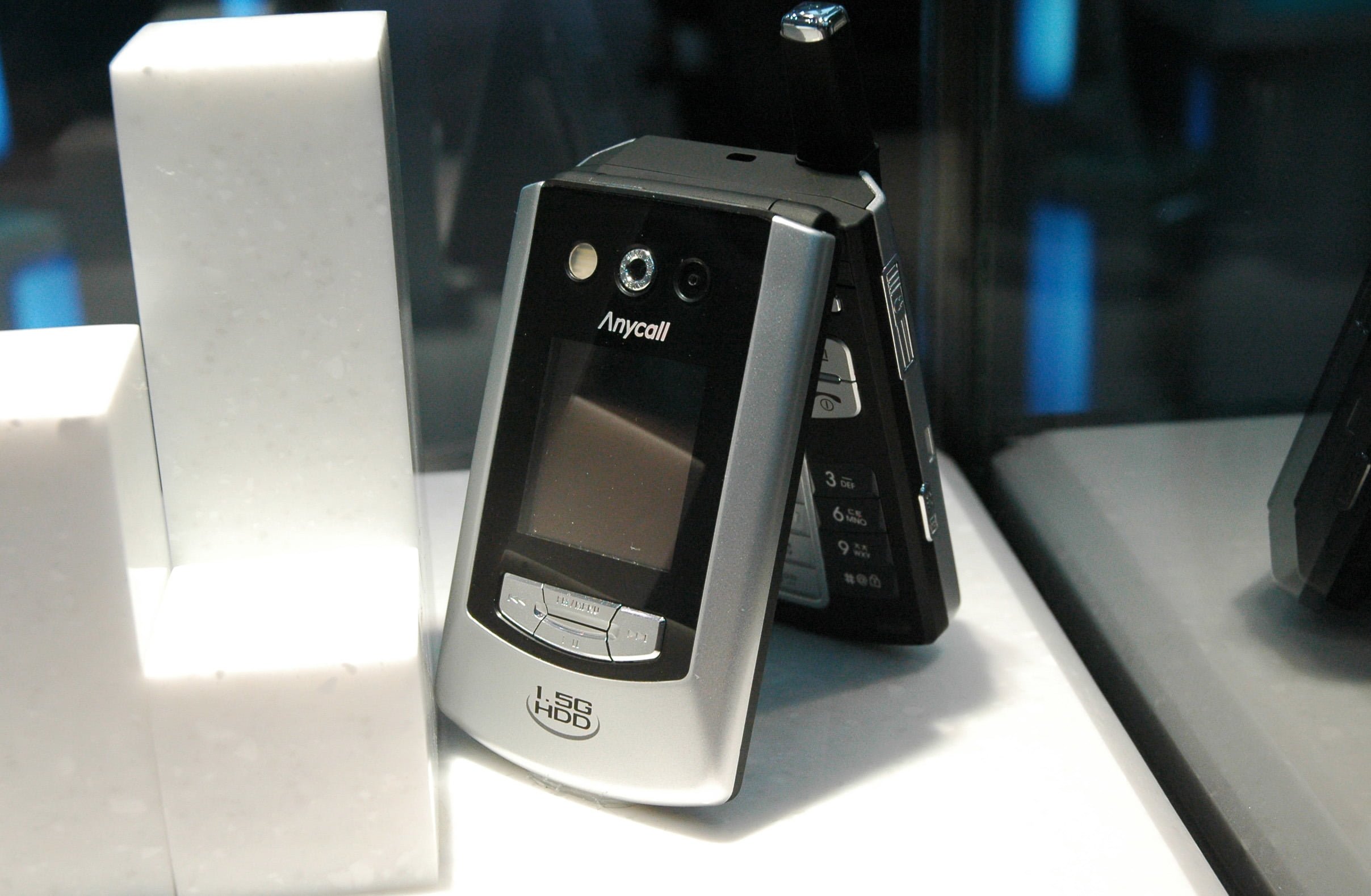 Samsung SPH-V5400 1.5GB