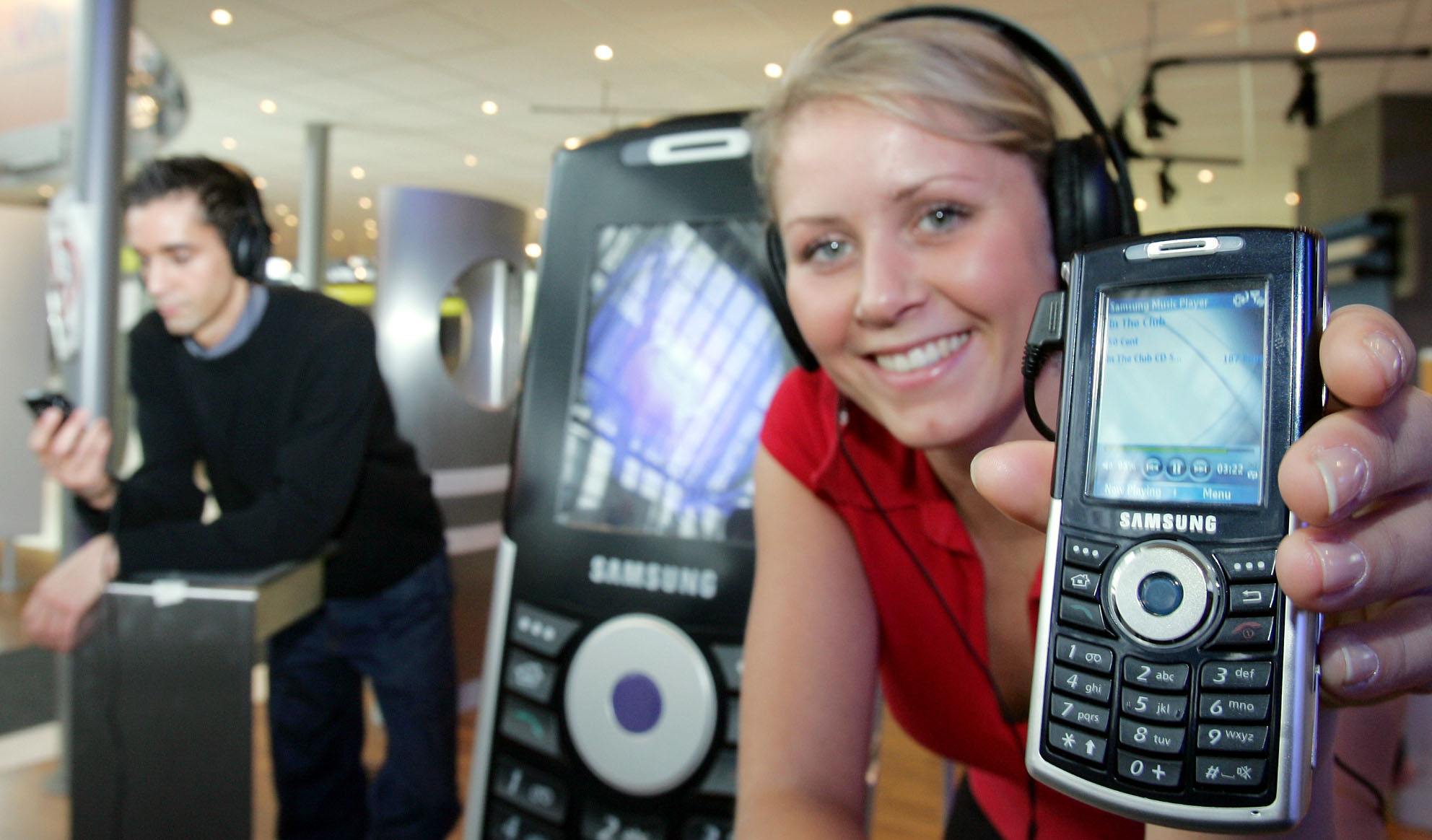 Samsung SGH-I300 3GB