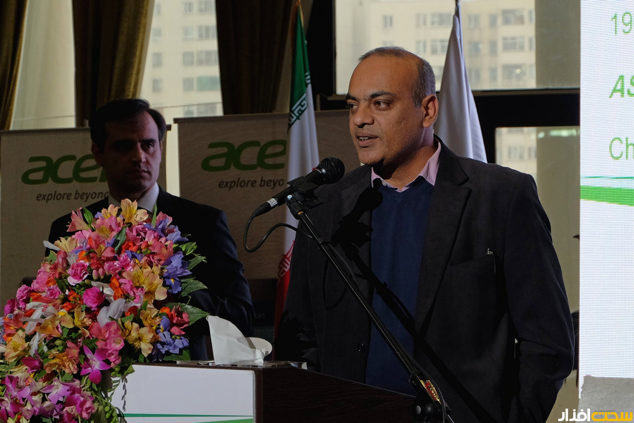 گردهمایی سازگار و ایسر به همراه نمایندگان فروش محصولات ایسر