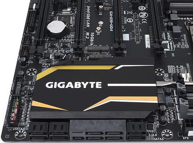 گیگابایت X99-UD4