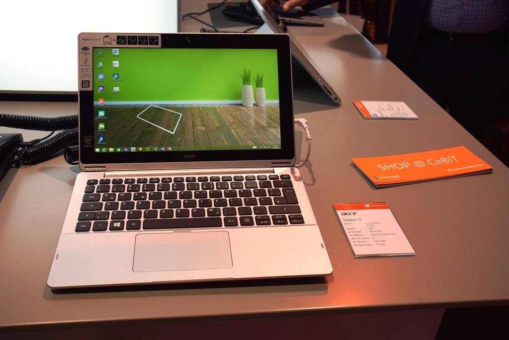 غرفه مایکروسافت در سبیت 