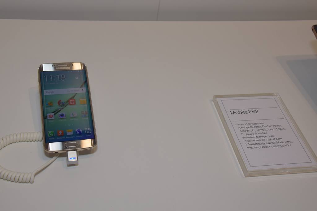 غرفه سامسونگ در سبیت 2015