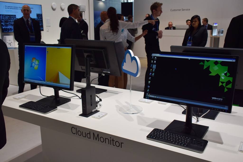 غرفه سامسونگ در سبیت 2015