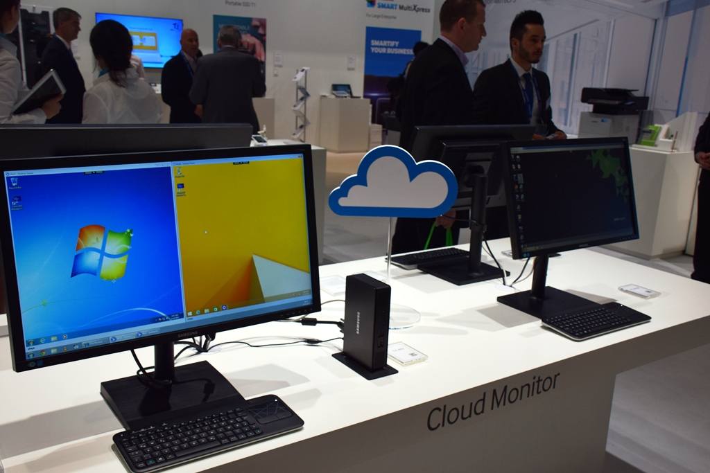 غرفه سامسونگ در سبیت 2015