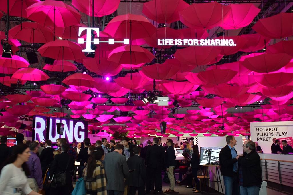 تصاویر نمایشگاه سبیت 2015 