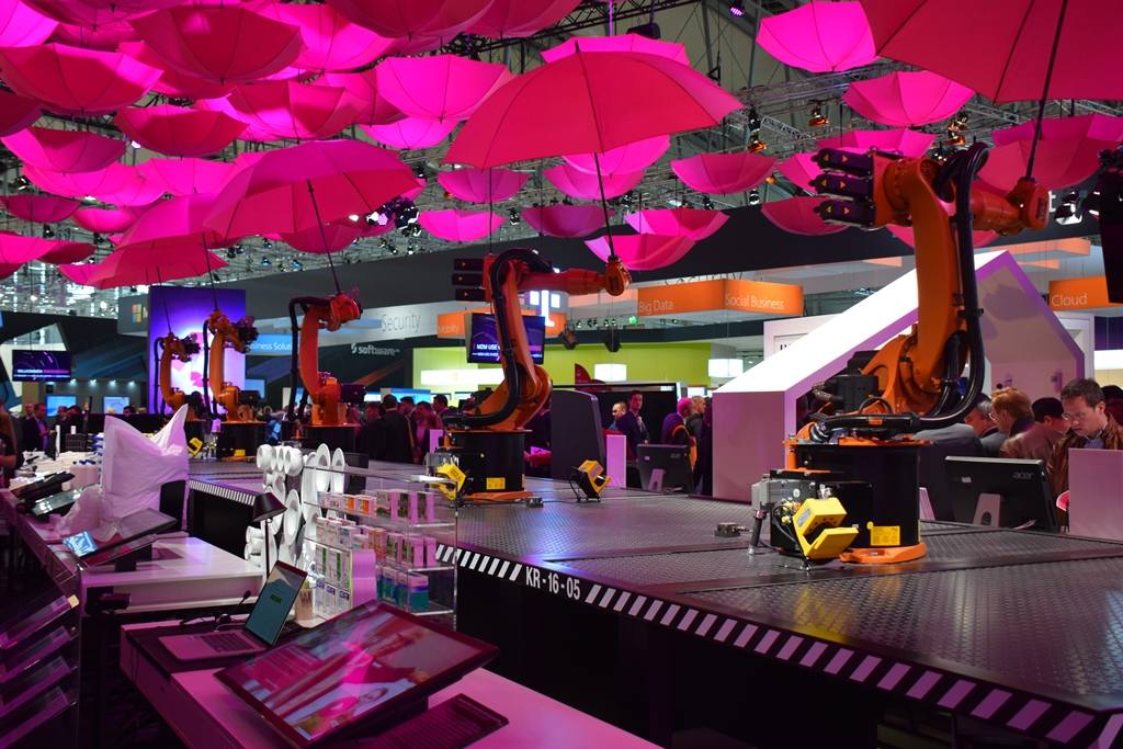 تصاویر نمایشگاه سبیت 2015 