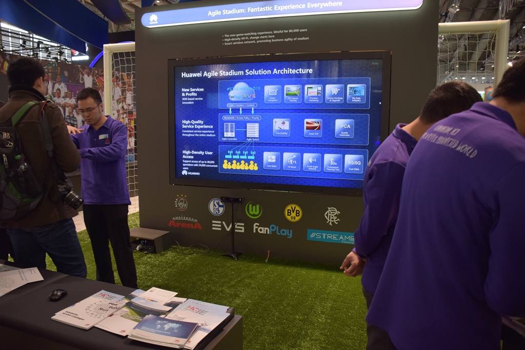 تصاویر نمایشگاه سبیت 2015 