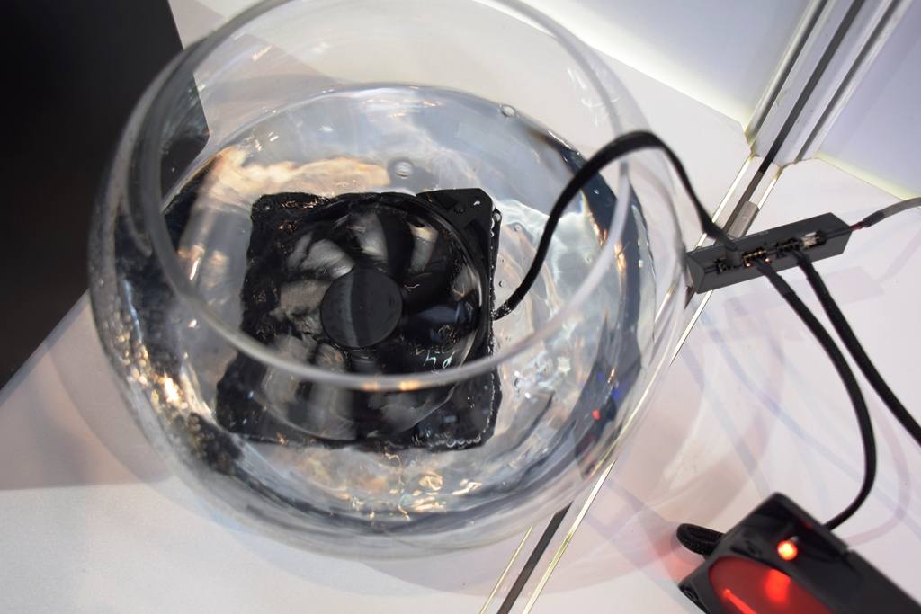 تصاویر نمایشگاه سبیت 2015 