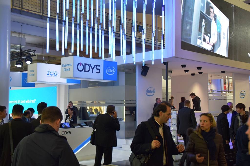 تصاویر نمایشگاه سبیت 2015 