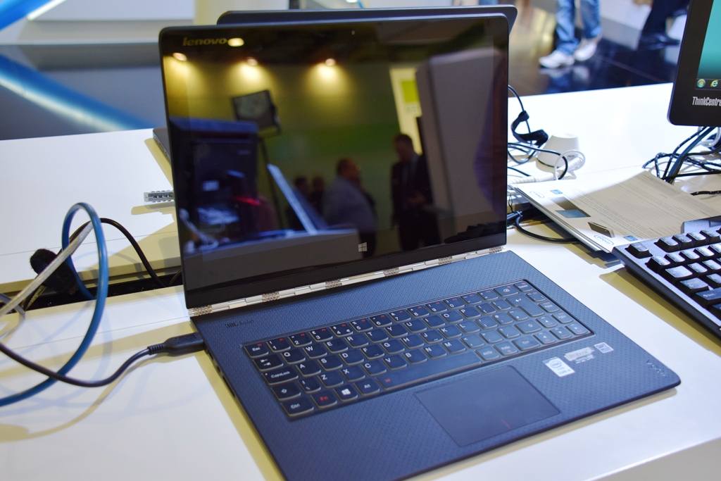 تصاویر نمایشگاه سبیت 2015 