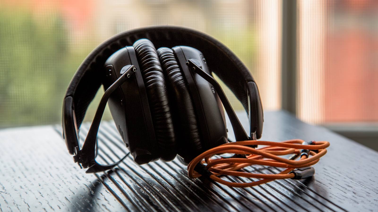 V-Moda Crossfade M-100