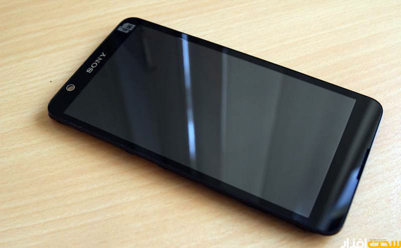 کالبد شکافی اکسپریا E4 Dual سونی