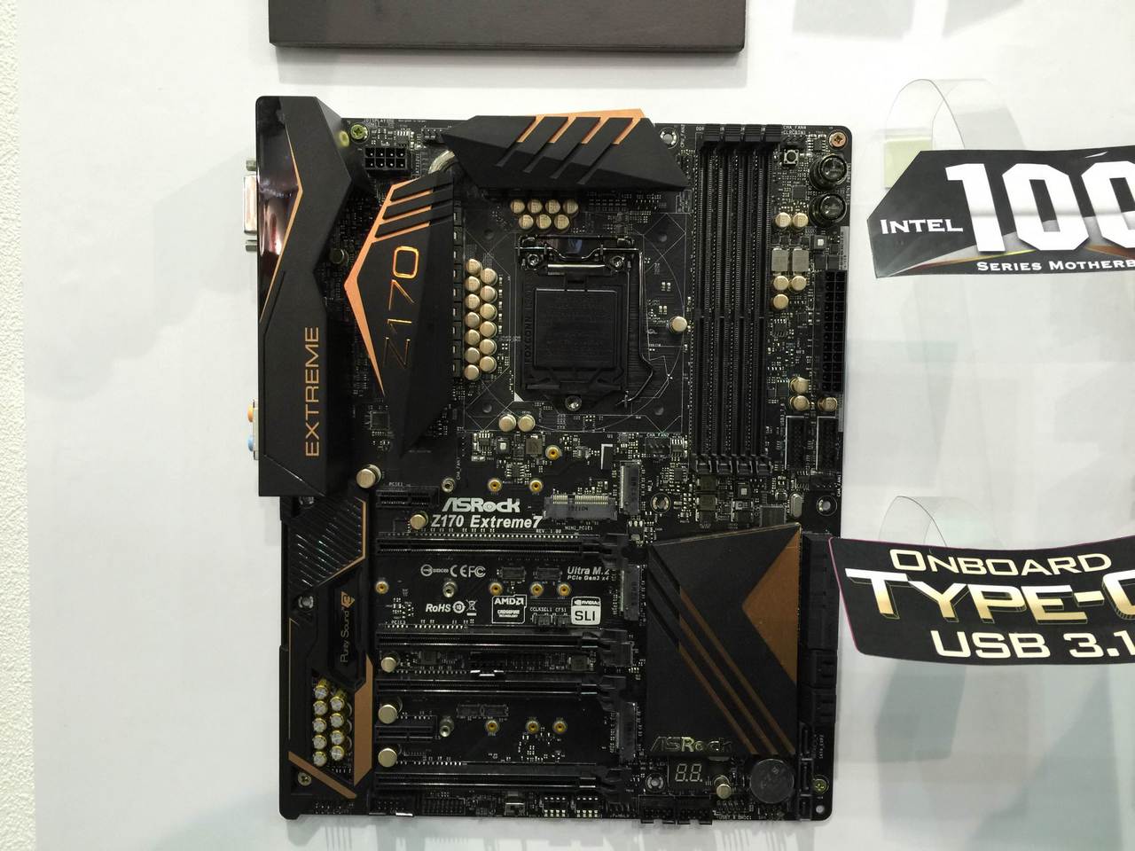 تصاویر محصولات غرفه ازراک 