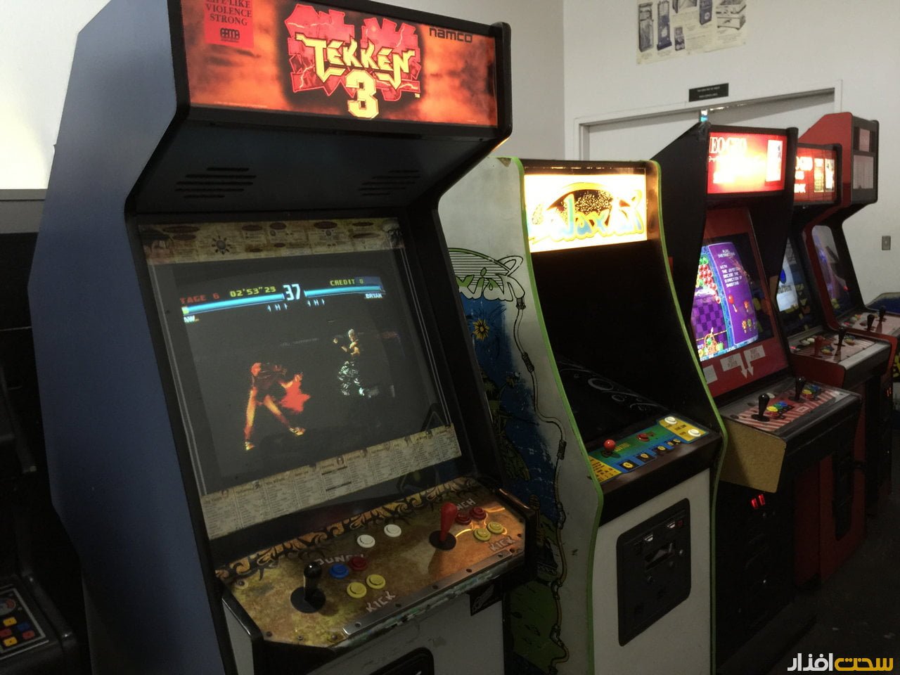 گشتی در موزه بازی های آرکید (Arcade) و سرگرمی های قدیمی!