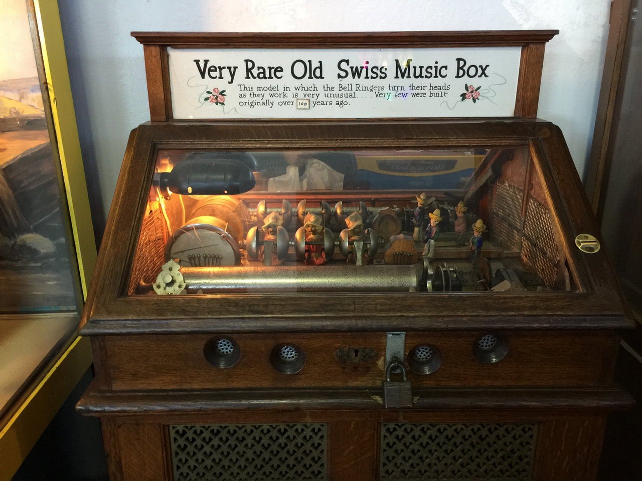 گشتی در موزه بازی های آرکید (Arcade) و سرگرمی های قدیمی!