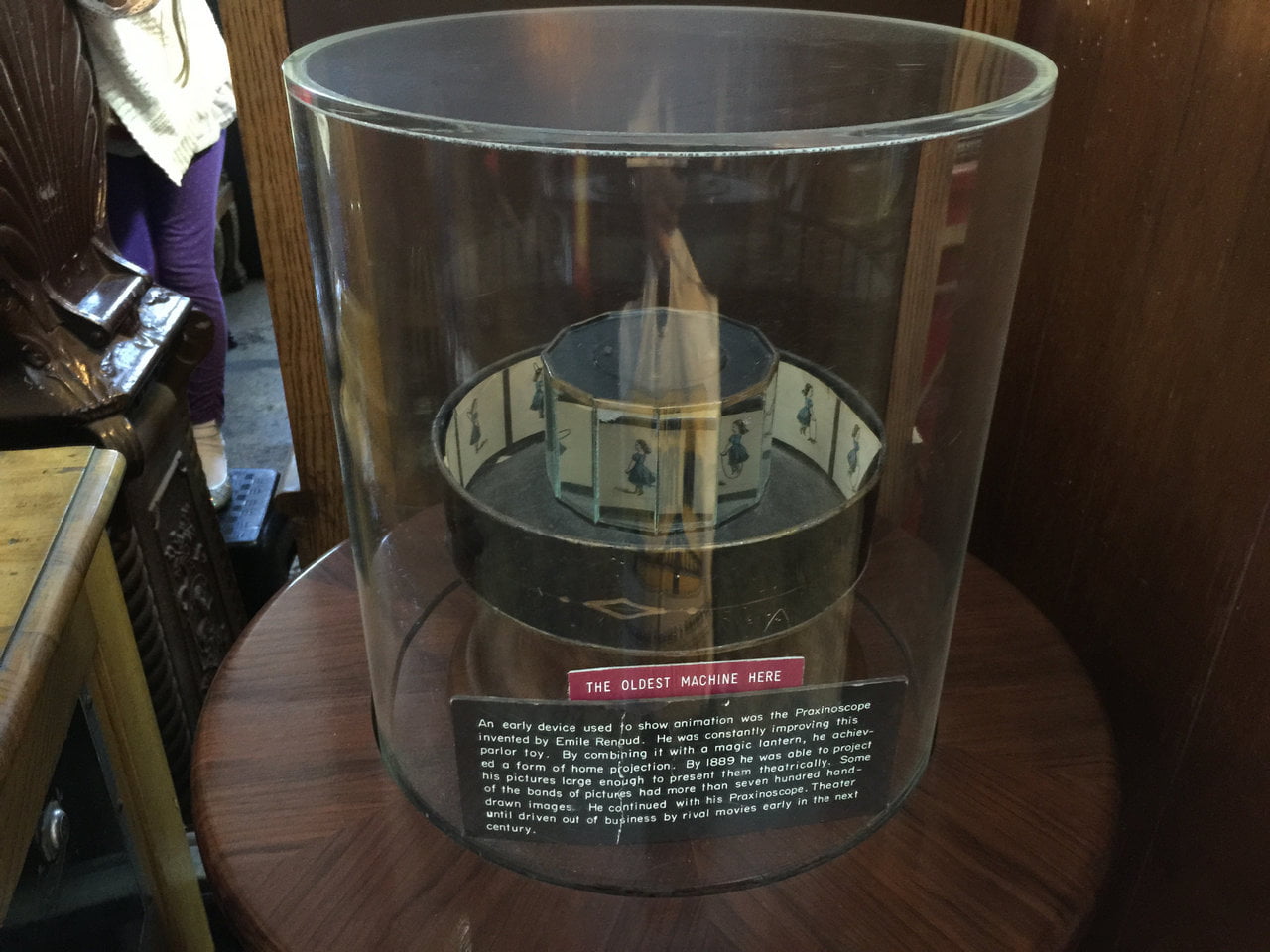 گشتی در موزه بازی های آرکید (Arcade) و سرگرمی های قدیمی!