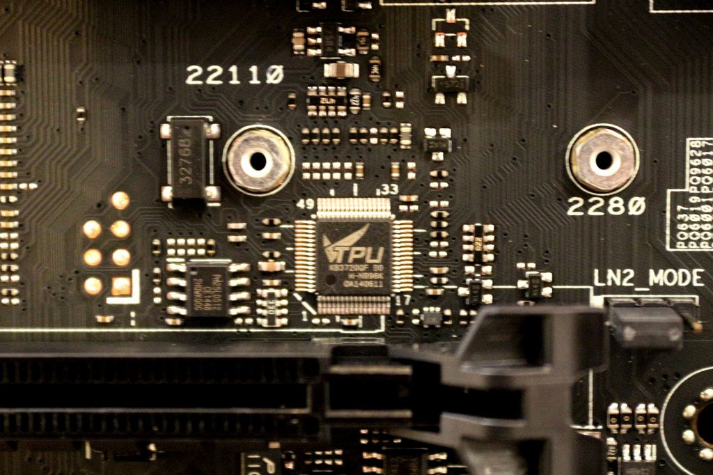 مادربرد Maximus VIII Ranger