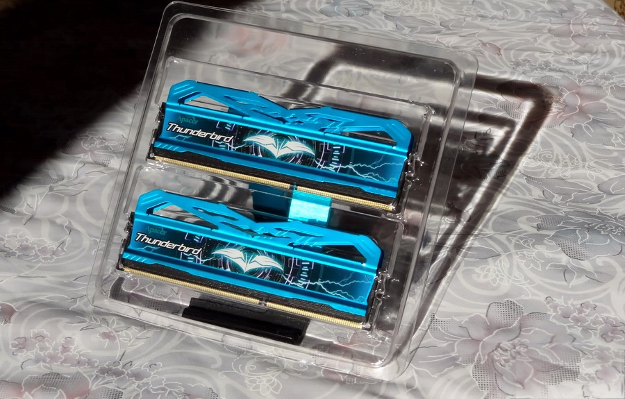 بررسی حافظه DDR3 2666  اپیسر