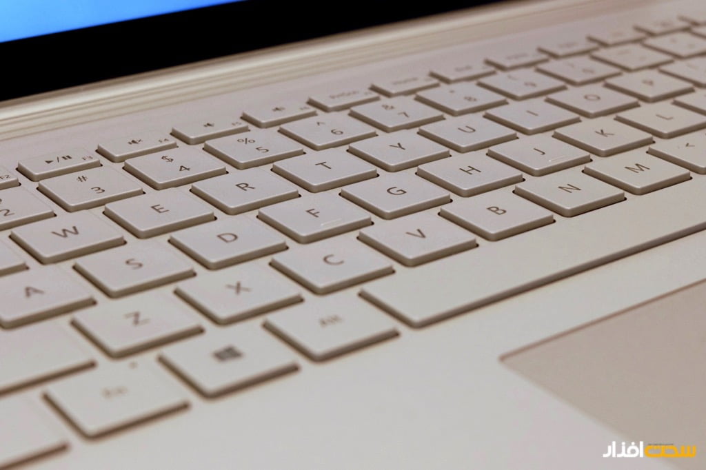 بررسی لپ تاپ سرفیس بوک (Surface Book) مایکروسافت
