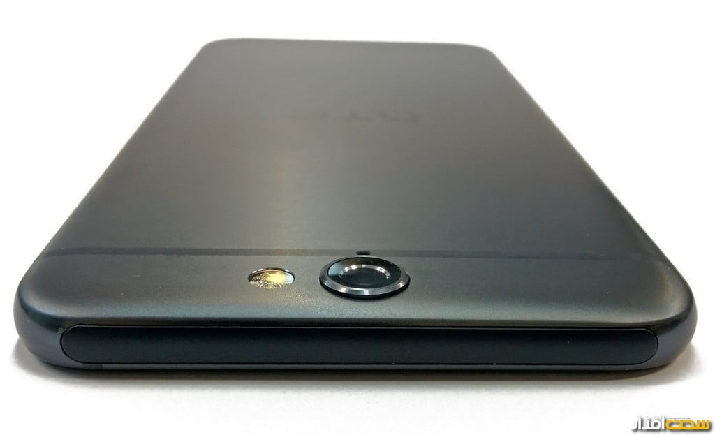 بررسی موبایل HTC One A9