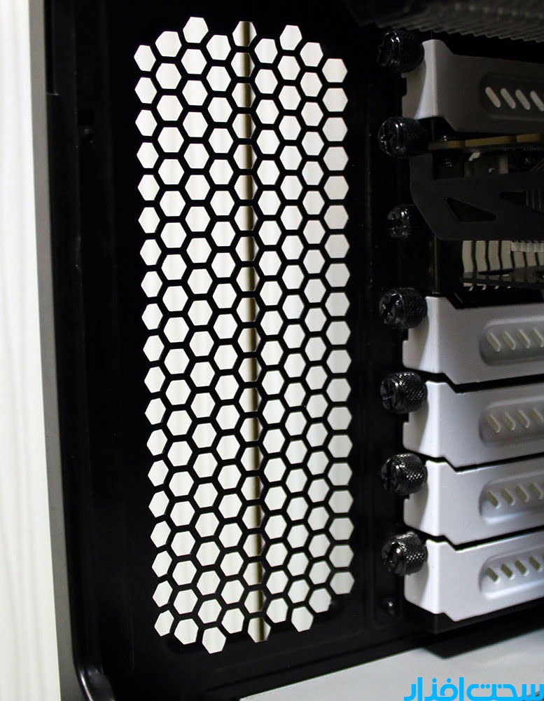 بررسی کیس Fractal Design Define R5