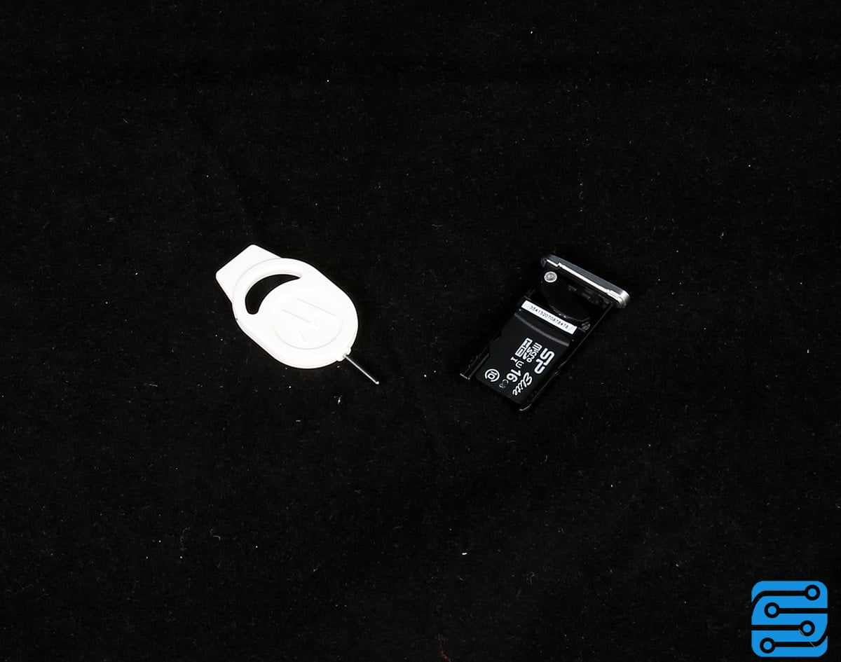 بررسی گوشی موتورولا MOTO Z PLAY