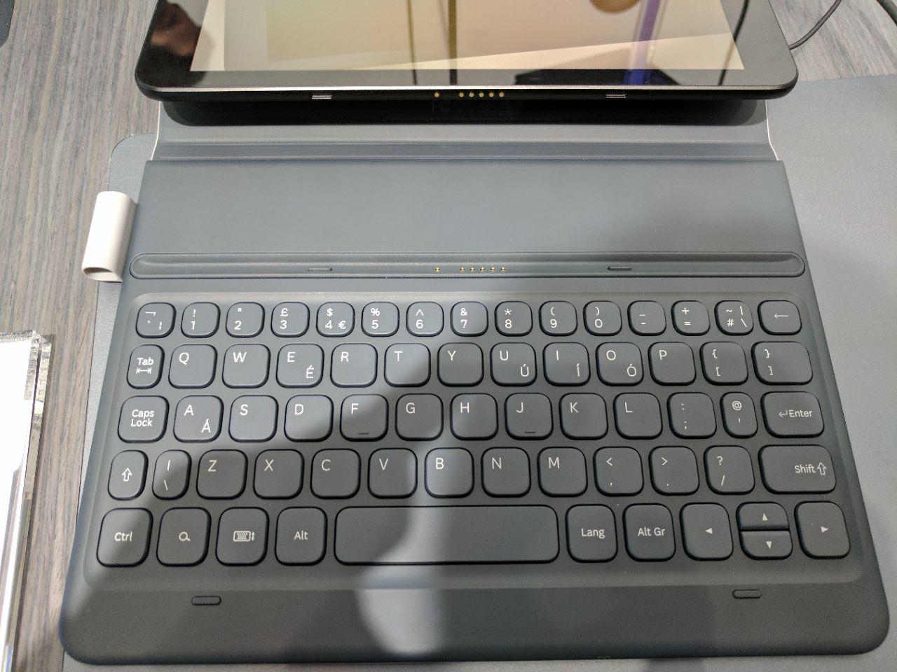 پوشش تصویری غرفه سامسونگ در MWC 2017 پوشش تصویری غرفه سامسونگ در MWC 2017