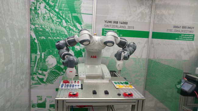 10 روباتی که در حال تغییر جهان هستند