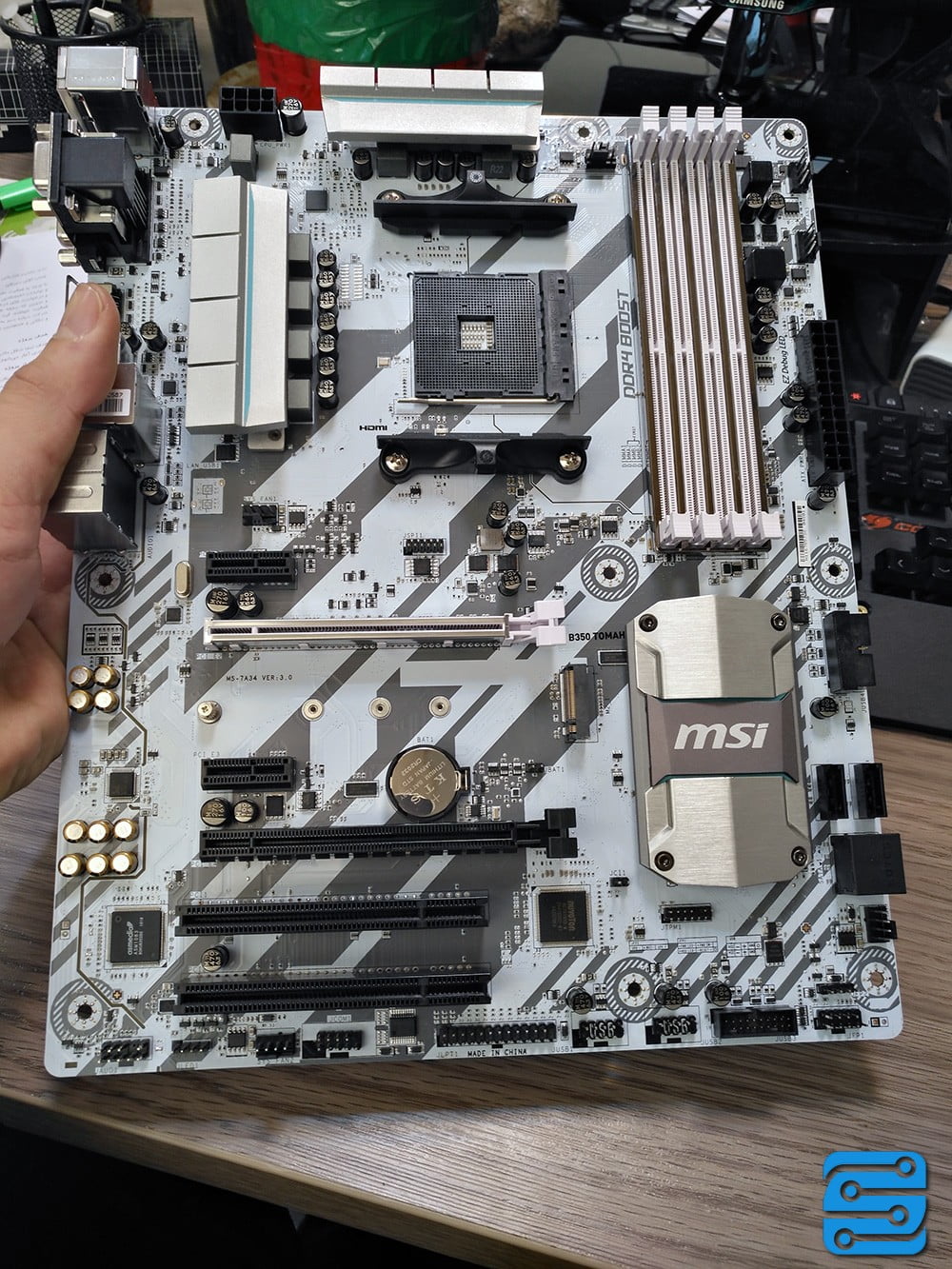 مادربرد MSI B350 Tomahawk Arctic