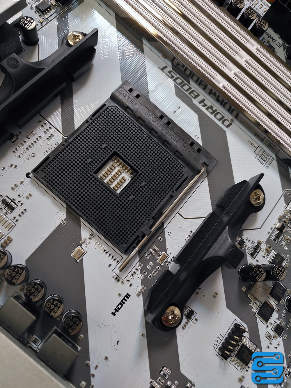 مادربرد MSI B350 Tomahawk Arctic