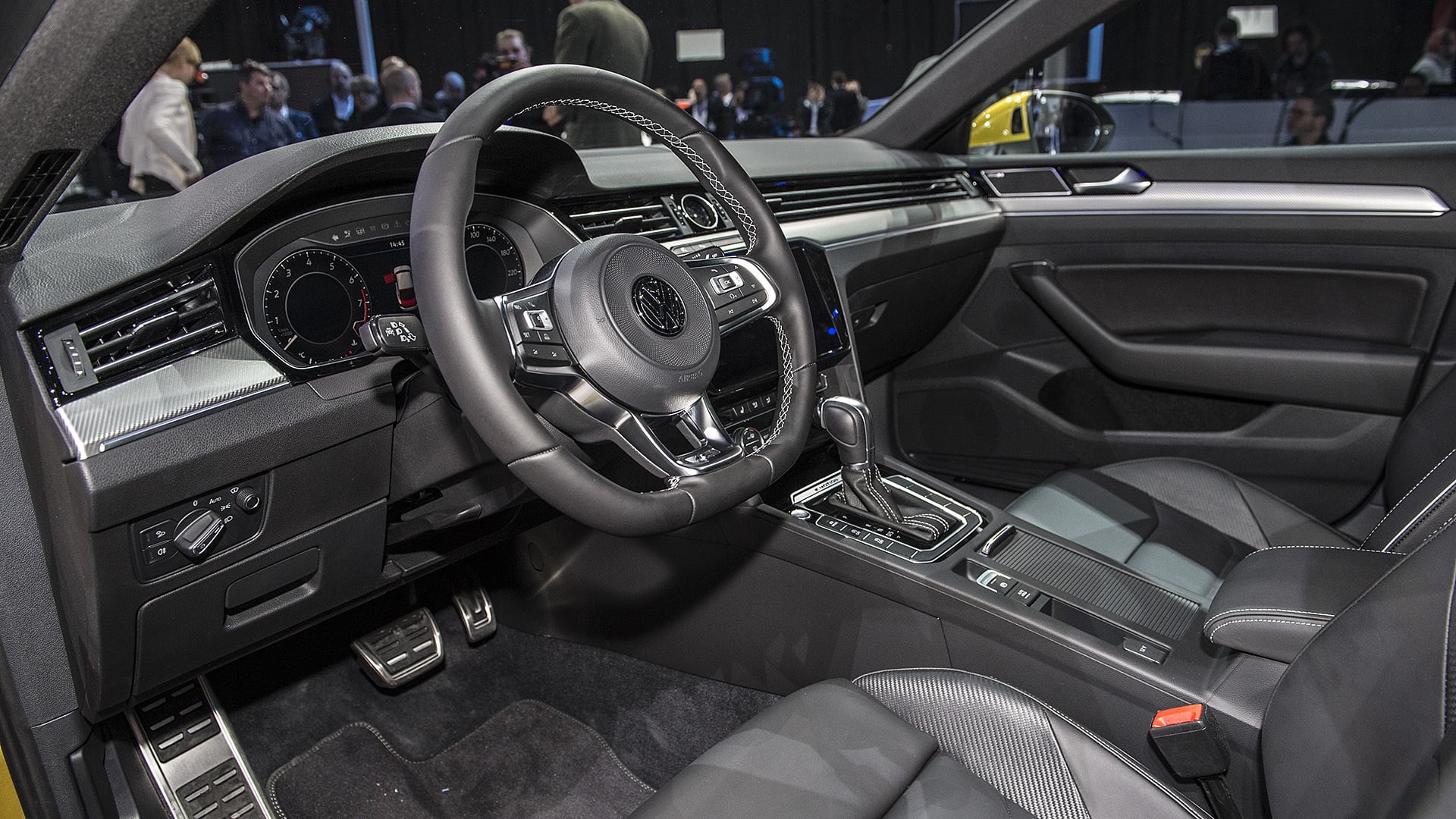 طراحی داخل VW Arteon