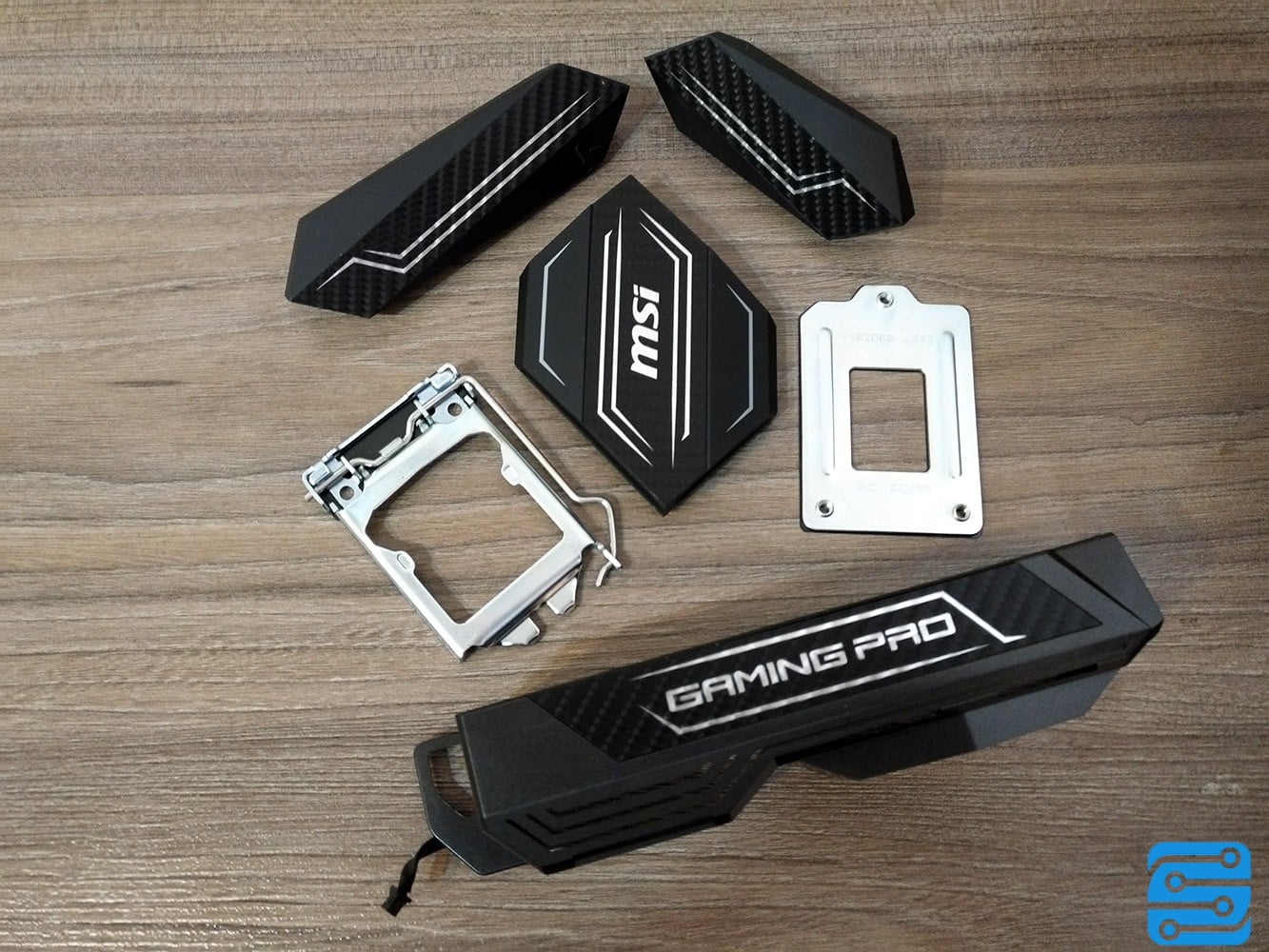 بررسی مادربرد MSI B250 Gaming Pro Carbon