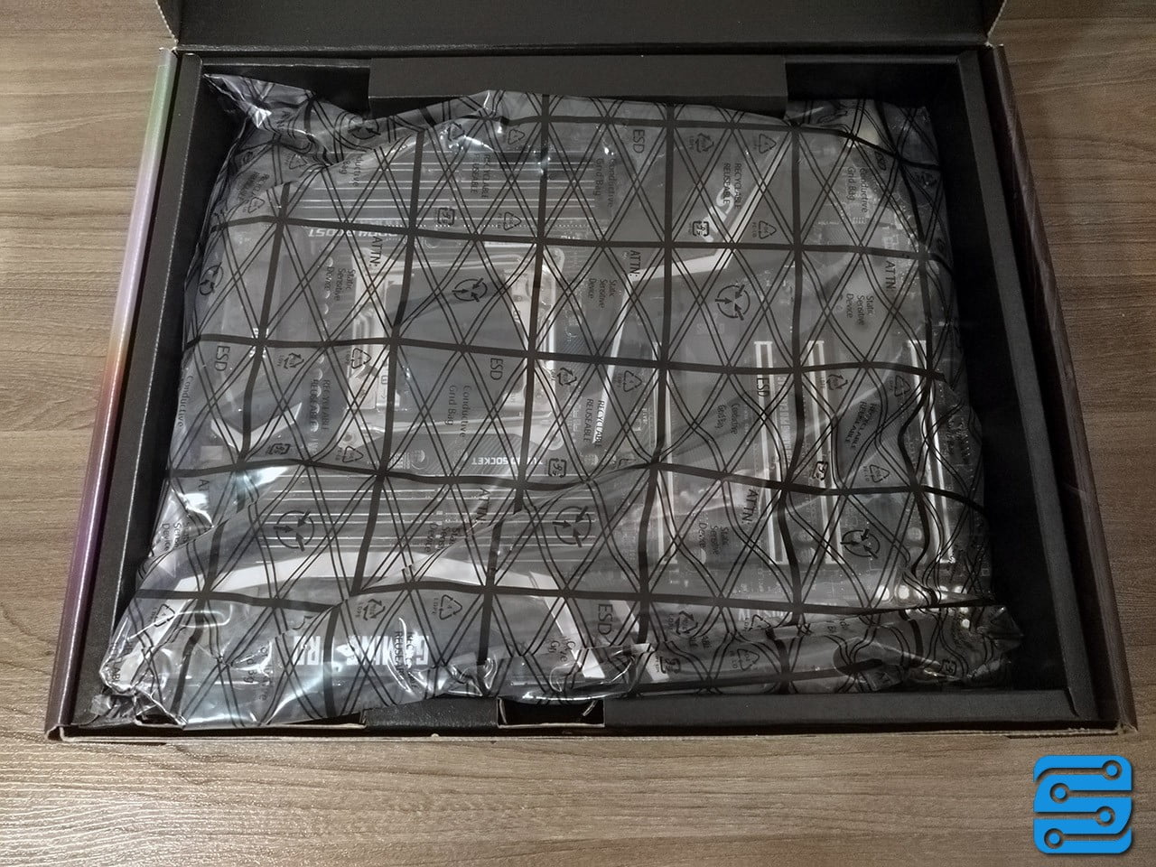 بررسی مادربرد MSI X299 Gaming Pro Carbon AC