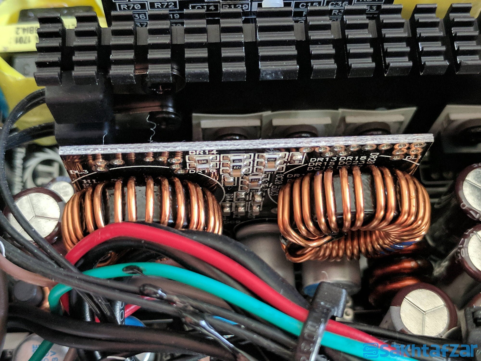 منبع تغذیه Thermaltake Toughpower Grand RGB 750W